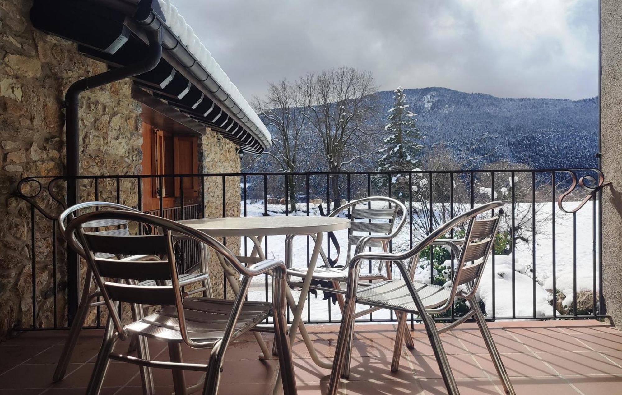 Can Tubau - Casa Rural - Apartaments Campelles Buitenkant foto