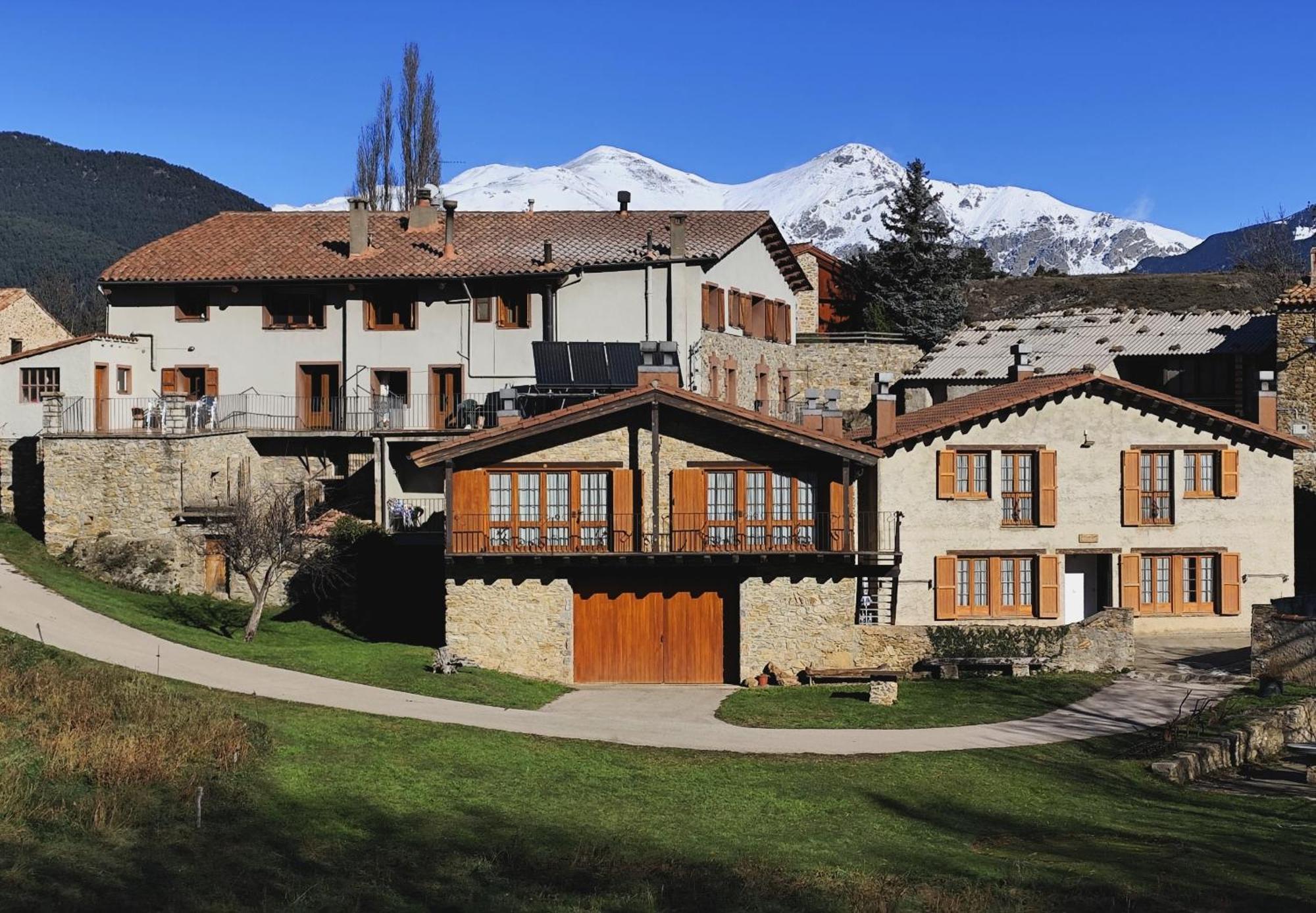 Can Tubau - Casa Rural - Apartaments Campelles Buitenkant foto